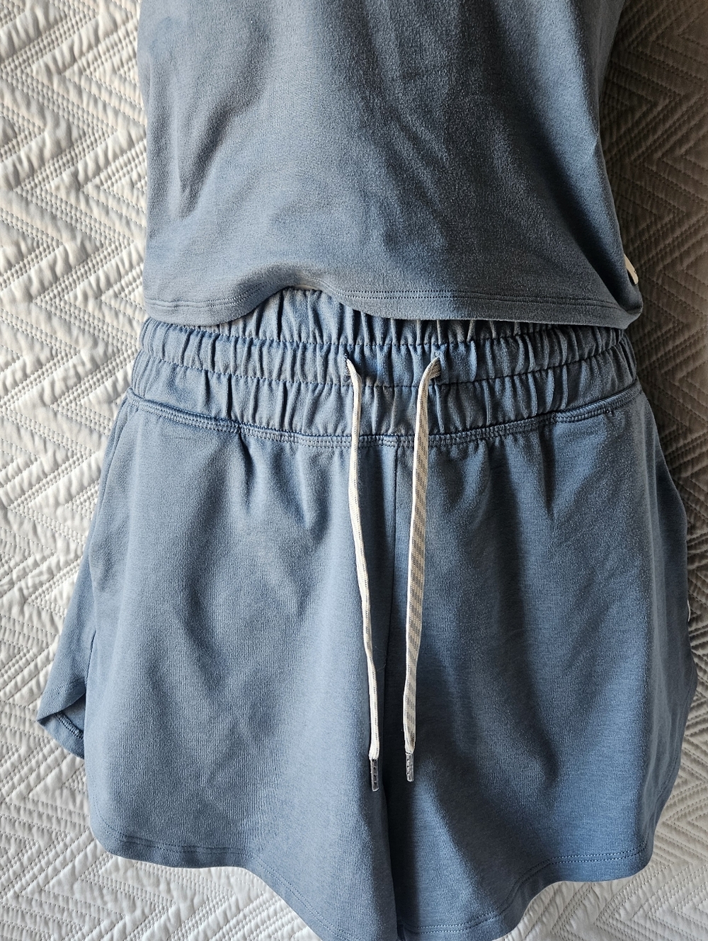 Womens Vuori Halo Performance Crop 2.o - Picture 15 of 16